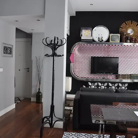 Loft En Begona Junto Al Casco Viejo By Urban Hosts *